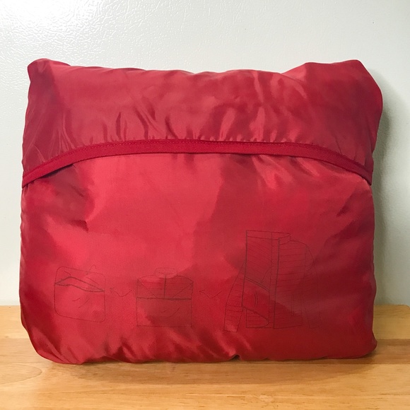 Swiss Tech Men's Packable Lightweight Puffer Jacket NWT Red Blue - Picture 12 of 13